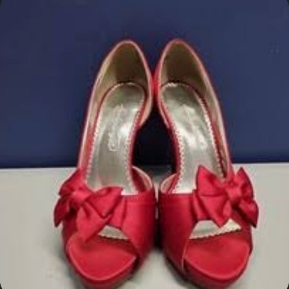 Elegant Pink  Peep-Toe Heels
